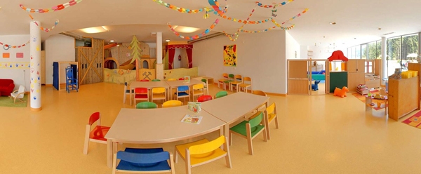Indoor-Spielplatz "Cool World" im Hotel Amiamo in Zell am See Indoor-Spielplatz "Cool World" im Hotel Amiamo in Zell am See